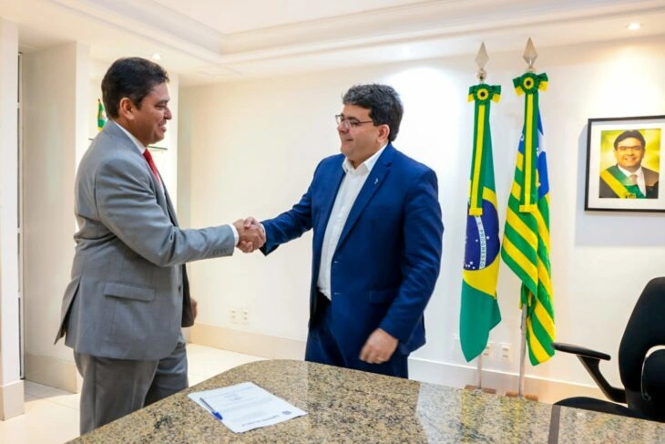 Governador Rafael Fonteles e Cleandro Alves de Moura, procurador-geral de Justiça do Estado do Piauí