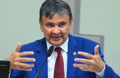 Ministro Wellington Dias assina acordo que beneficia agricultura familiar