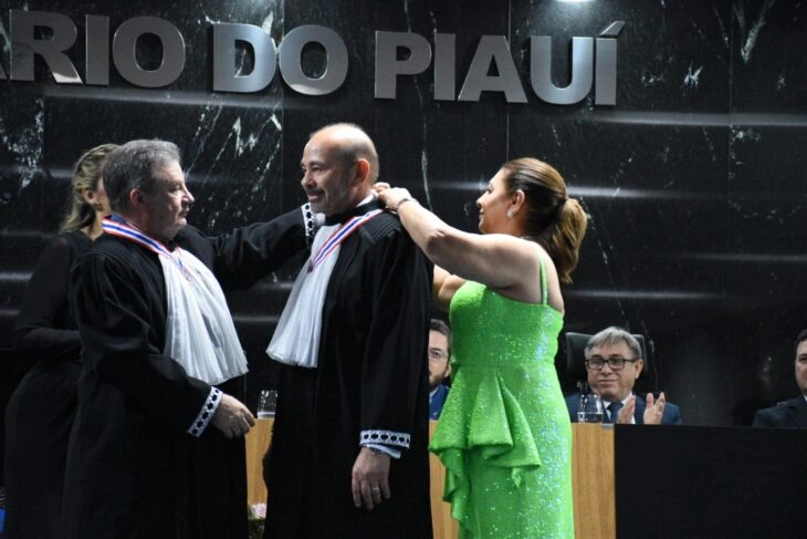 Posse de novo desembargador