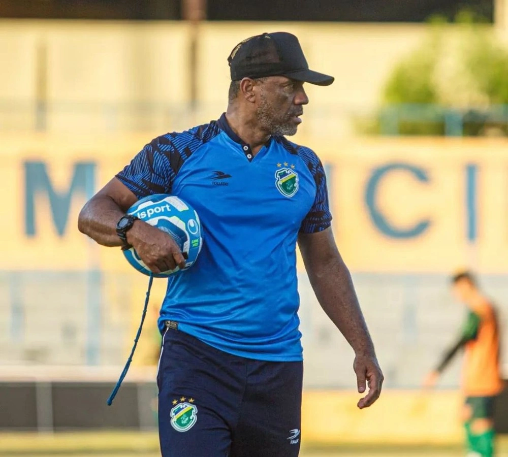 Sérgio Soares, técnico do Alto