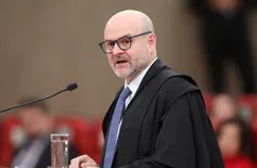 Defesa de Bolsonaro sinaliza recorrer ao STF para reverter decisão do TSE