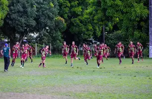 Time do Fluminense-PI de volta aos treinos (Foto: Renato Andrade)