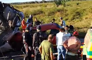 Acidente envolvendo pelo menos três veículos deixa feridos na zona Norte da capital (Foto: Reprodução/Rede social)