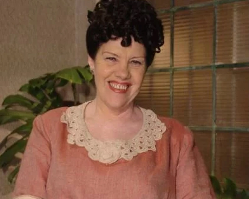 Atriz Neusa Maria Faro