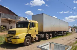 Caminhão apreendido em um inquérito policial de tráfico de drogas (Foto: Divulgação/ PC-PI)