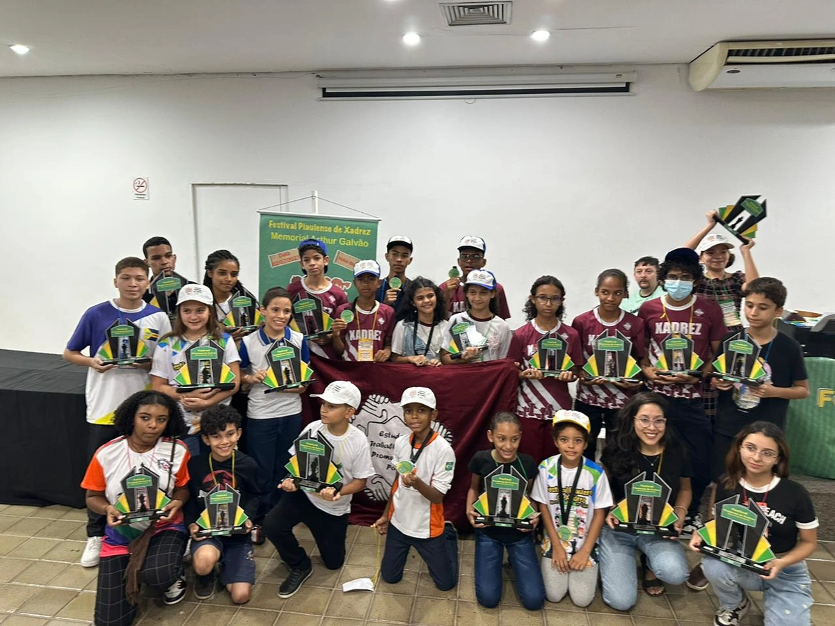 Campeões, vices e bronzes do Festival