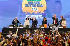 Governo vai pagar piso da enfermagem retroativo a maio, diz ministra