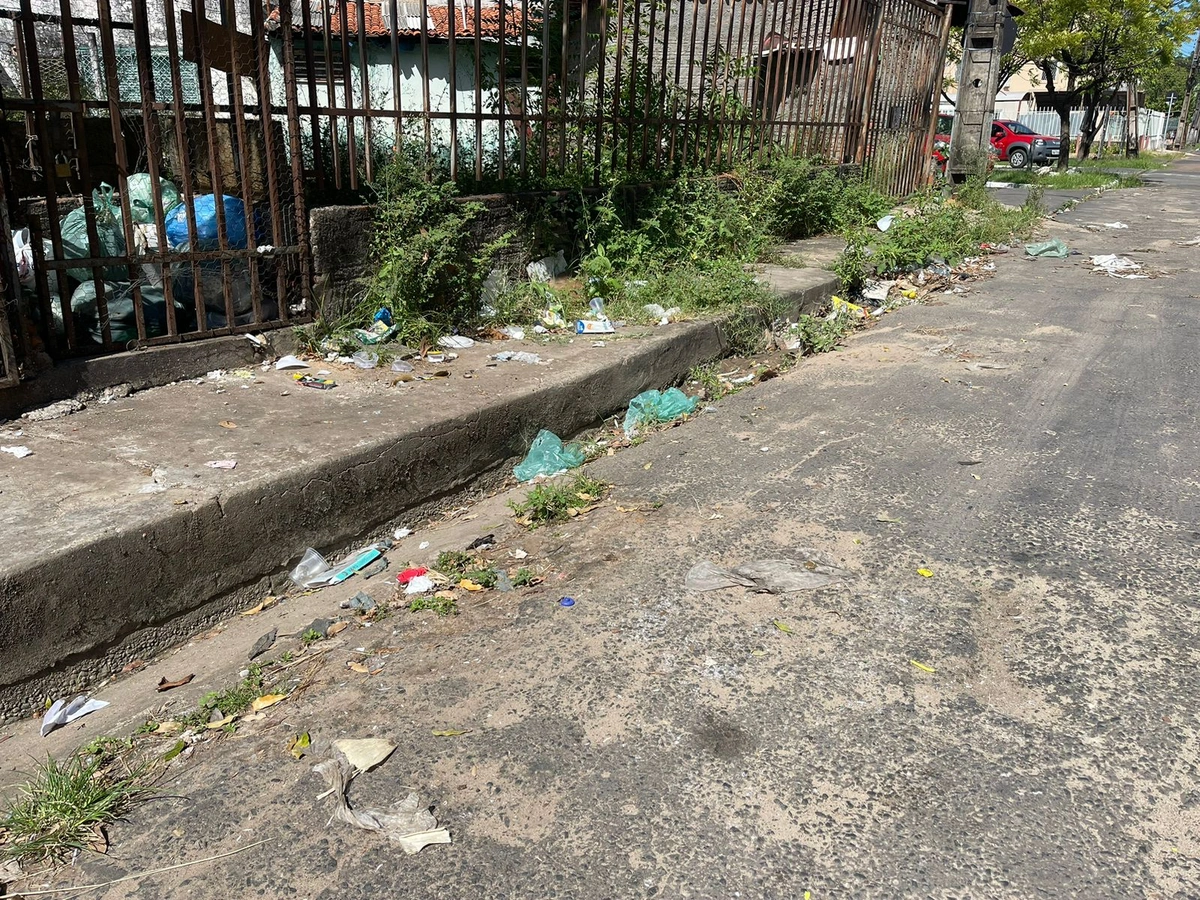 Moradores fazem reclamação