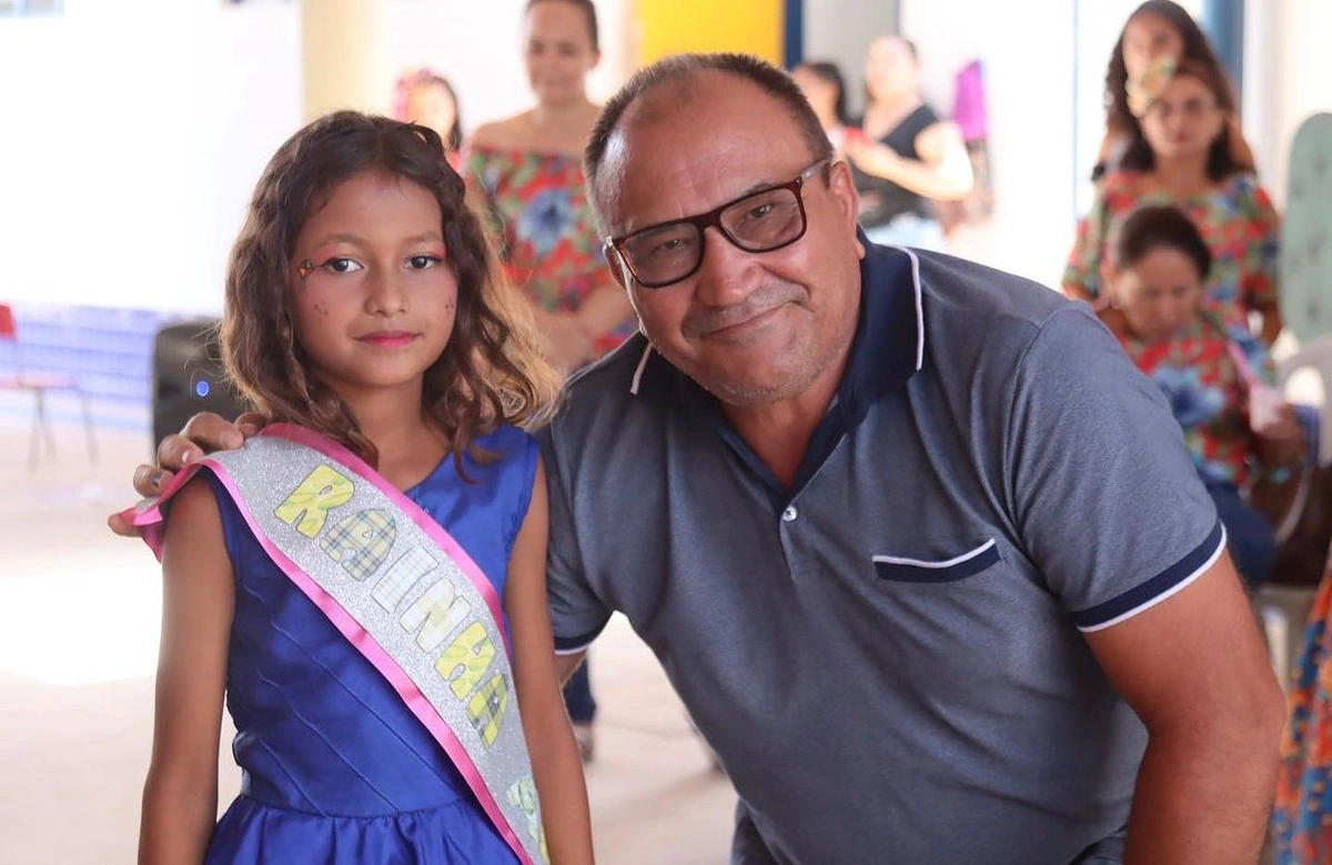 Prefeito Veim da Fetraf, no arraiá do CRASS II