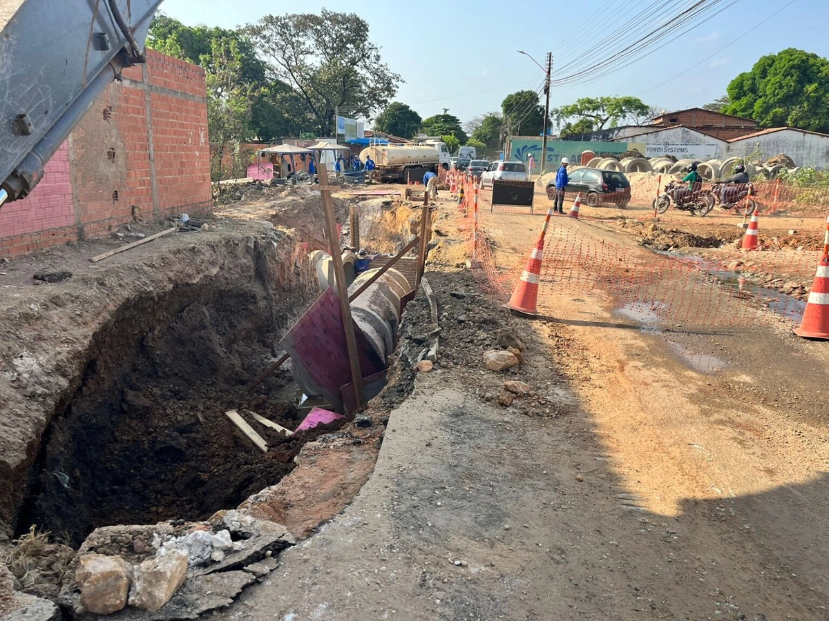 Avenida Celso Pinheiro