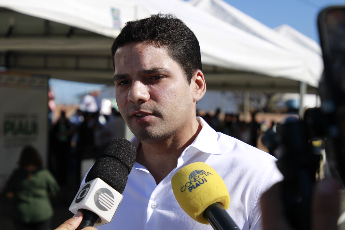 Diretor-geral do DER, Leonardo Sobral