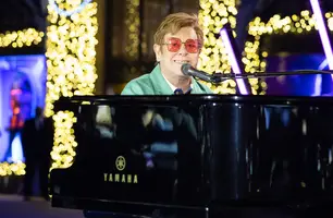 Elton John (Foto: Reprodução/Twitter)