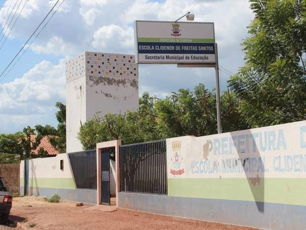 Escola Clidenor de Freitas Santos