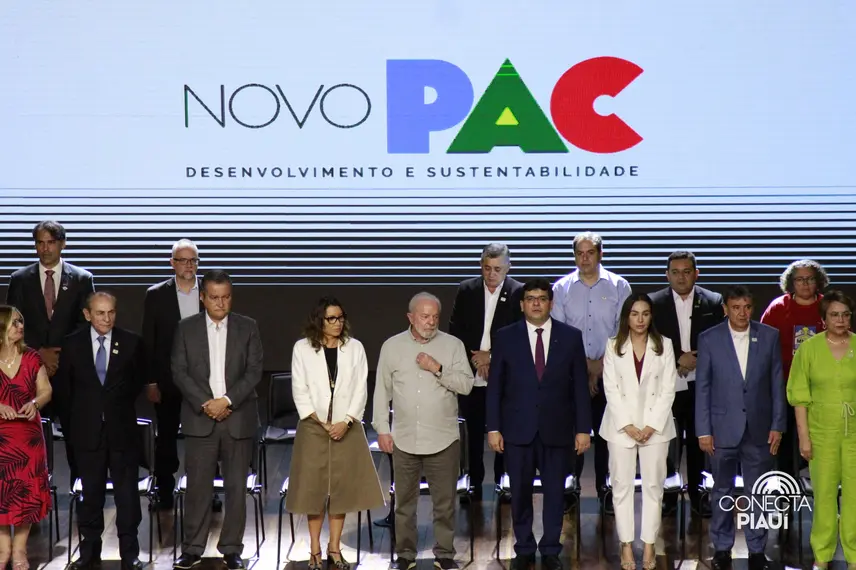 Lula visita Teresina para apresentar obras do PAC no Piauí