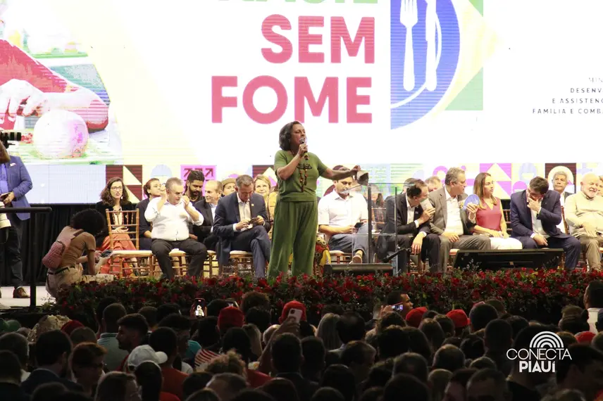 Lula visita Teresina para lançar programa Brasil sem Fome no Piauí