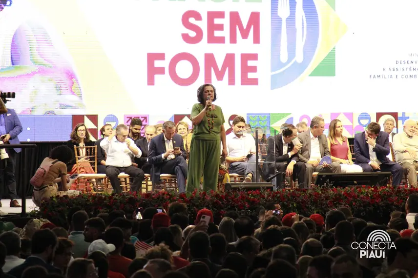 Lula visita Teresina para lançar programa Brasil sem Fome no Piauí