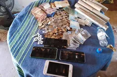 Polícia desarticula ponto de venda de drogas e prende suspeitos no litoral do PI