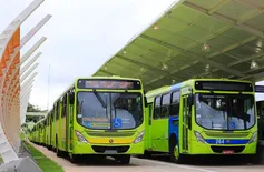 Motoristas de ônibus ameaçam paralisar atividades por falta de pagamento