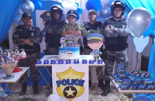 Polícia Militar faz supresa e participa de aniversário de criança fã da corporação (Foto: Divulgação / Ascom PM)