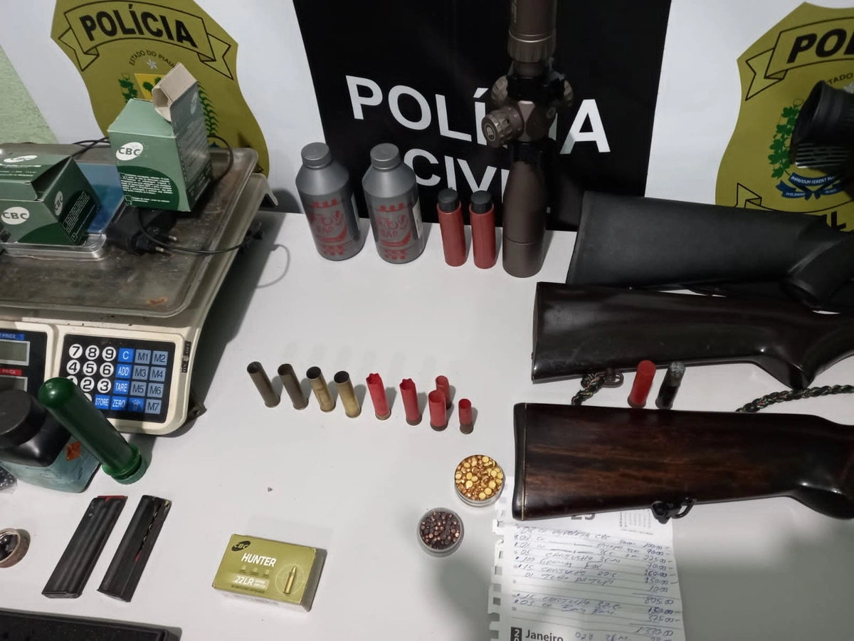 Polícia prende acusado de comércio ilegal de armas e animais silvestres no Piauí