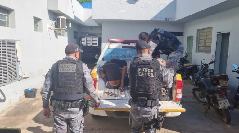 Policia prende criminosos momentos após assalto em Teresina