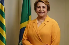 Senadora piauiense Jussara Lima passa por cirurgia na vesícula