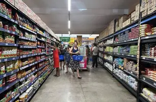 Supermercado em Teresina (Foto: Stefanny  Sales / Conecta Piauí)