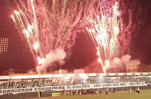 Torcida do Athletic-MG fez festa bonita com a classificação do time às quartas de final (Foto: Athletic-MG / Divulgação)