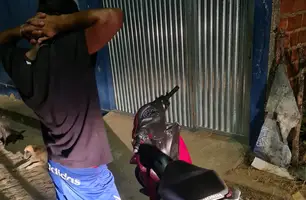 Ação policial apreende motocicleta roubada em Teresina (Foto: Reprodução)