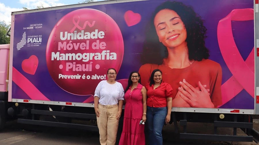Carreta de mamografia em Valença do Piauí