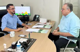 Deputado federal Florentino Neto e o superintendente do Conab, Danilo Rocha. (Foto: Reprodução)