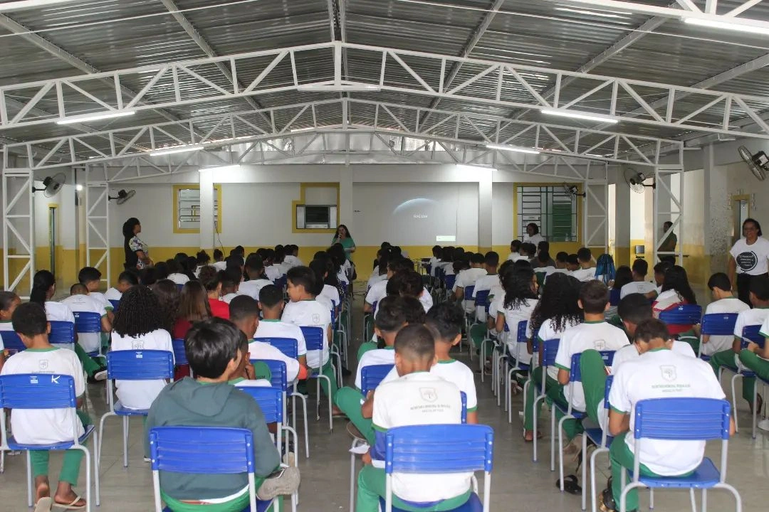 Dia do Abraço em Angical