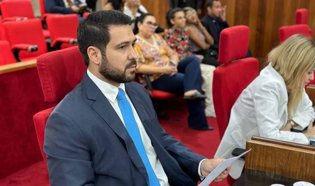 Dr. Felipe Sampaio (MDB)