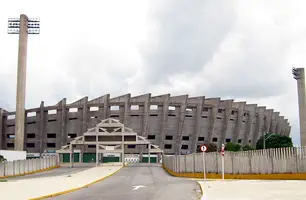 Estádio Governador Alberto Tavares Silva, o Albertão (Foto: Reprodução/Wikivoyage)