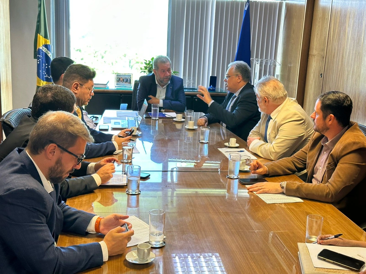 Florentino se reune com ministro