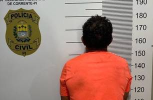 Homem preso em Corrente (Foto: Reprodução)