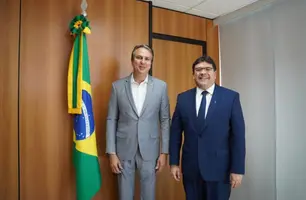 Ministro vem ao Piauí anunciar retomada de 170 obras da Educação no estado (Foto: Divulgação)