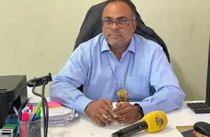 O delegado Odilo Sena, titular do 6º Distrito Policial alerta sobre golpes virtuais (Foto: Tiago Moura/ Conecta Piauí)