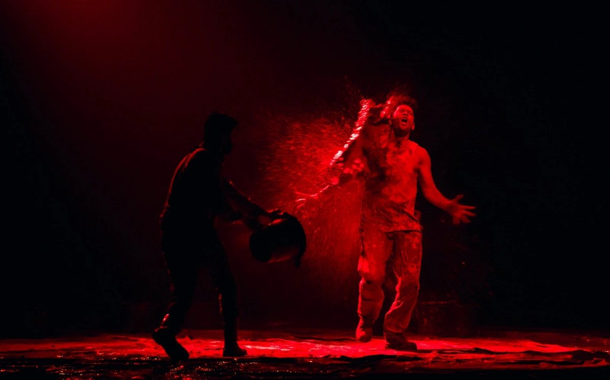 Peça 'Tom na Fazenda'