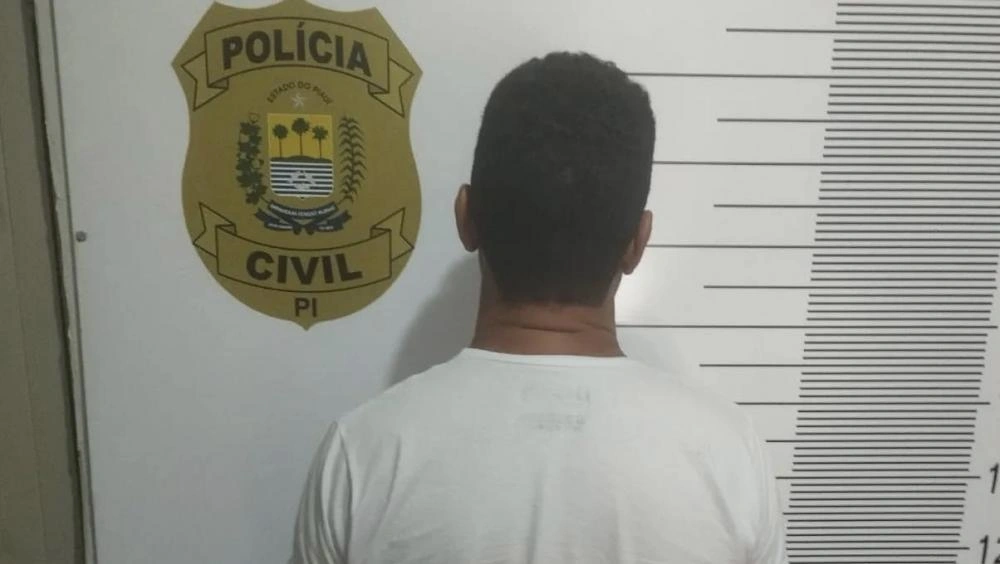 Polícia prende homem suspeito de estuprar menor de 13 anos em Corrente