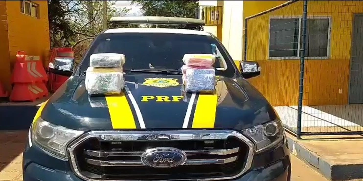 PRF apreende mais de 20kg de maconha em Picos