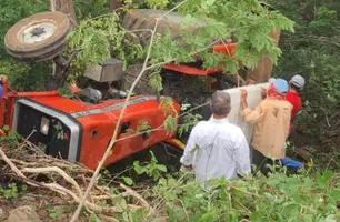 Adolescente de 14 anos morre após trator agrícola tombar no interior do Piauí (Foto: Reprodução)