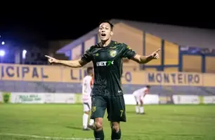 Altos vence 4 de Julho e abre vantagem na vice-liderança do grupo A do Piauiense (Foto: Samuel Pereira / A.A.Altos)