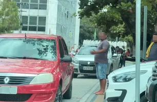 Atuação de flanelinhas no Centro de Teresina é criticada por condutores: 'Coação' (Foto: Tiago Moura / Conecta Piauí)