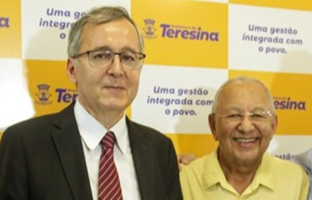 Dr. Pessoa exonera secretário de finanças Esdras Avelino e nomeia advogado