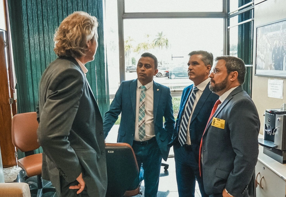 Fábio Novo cumpre agenda em buscas de investimentos na Saúde em Brasília