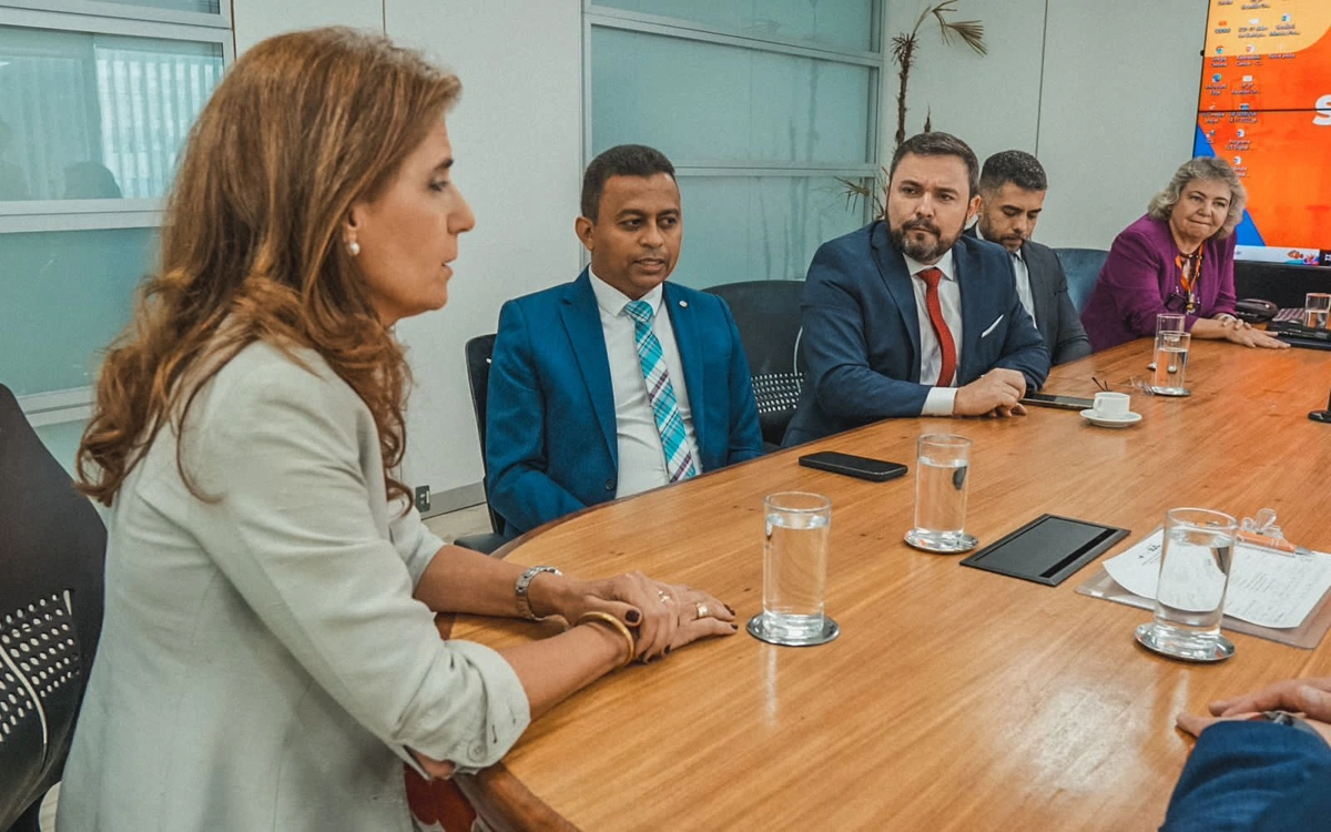 Fábio Novo cumpre agenda em buscas de investimentos na Saúde em Brasília