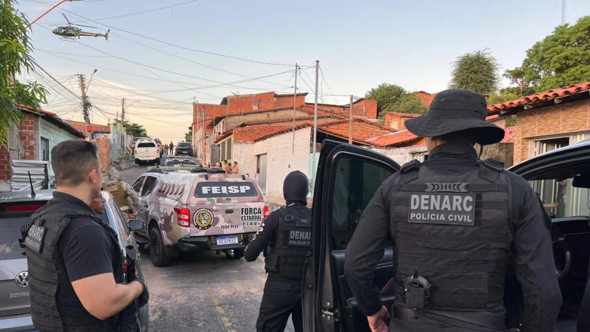 Polícia desencadeia operação contra tráfico em Teresina e resulta em duas prisões