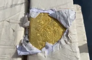 PRF apreende 2,6 kg de barras de ouro durante abordagem a veículo no Piauí (Foto: Reprodução/PRF-PI)