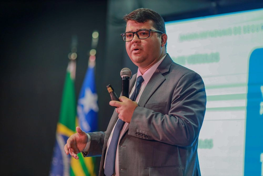Secretário Chico Lucas